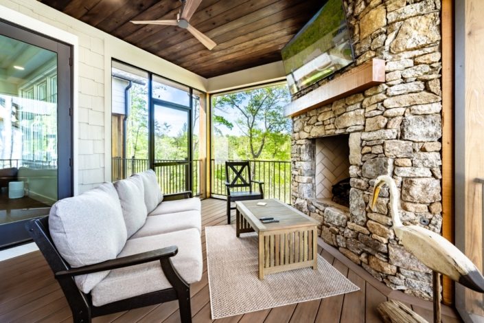 outdoor improvements that add value to your home